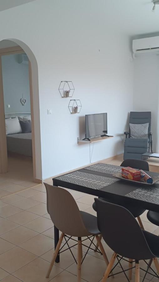 Vasilis Apartment Rafina  Ngoại thất bức ảnh