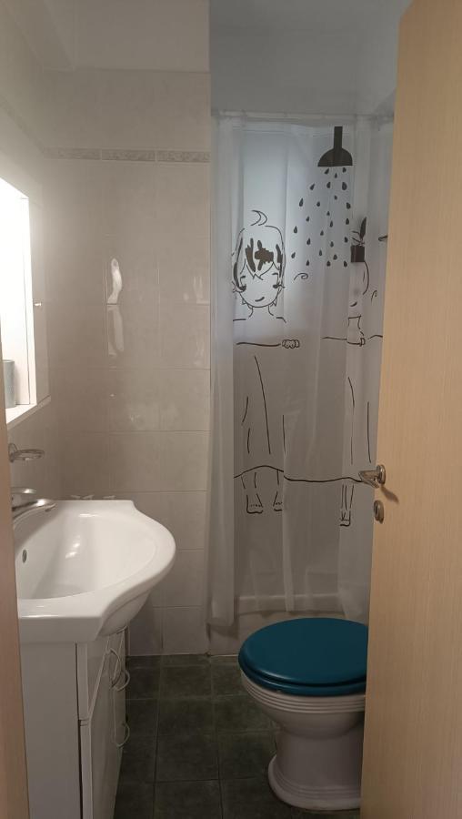 Vasilis Apartment Rafina  Ngoại thất bức ảnh